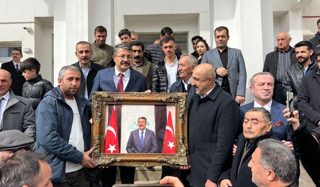 Vali Çelik'ten Yüksekova ve Çukurca'ya veda ziyareti