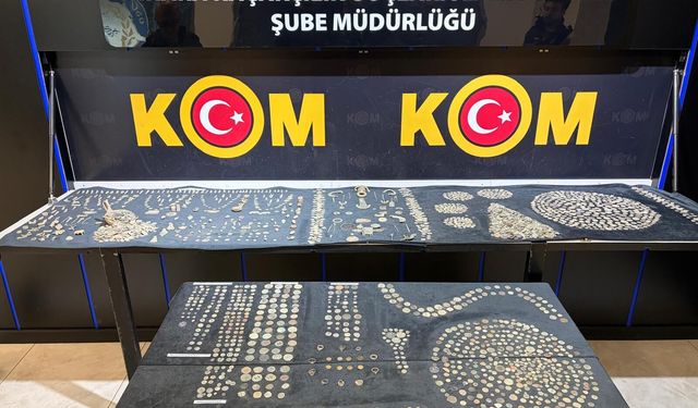 Ankara'da 6 bin 382 parça tarihi eser ele geçirildi