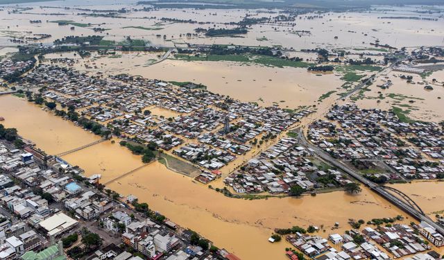 Ekvador'da sel ve heyelan: Can kaybı 11'e yükseldi
