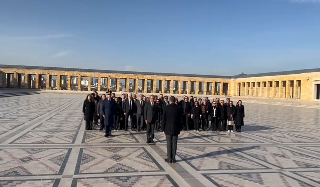Aile Sağlığı Merkezi Çalışanları Anıtkabir’den seslendi