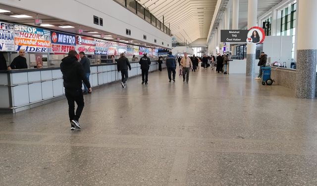 AŞTİ'de bayram sessizliği seferler boş fiyatlar düşüşte