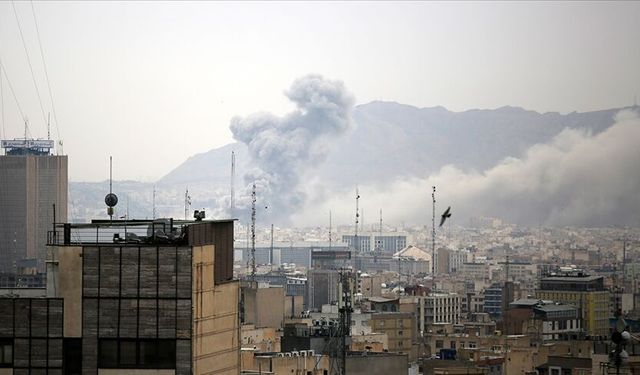 İran'ın başkenti Tahran'da patlamalar meydana geldi