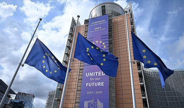 AB Komisyonu: İran'ın Körfez'de, Türkiye'de ve Azerbaycan'daki İHA saldırılarını kınıyoruz