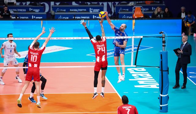 3.lük Play-Off serisinde derbi heyecanı sürüyor