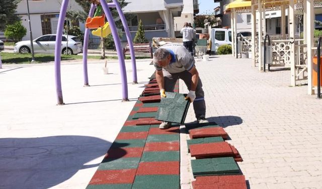 Baharla birlikte Mamak’ta Parklar yenileniyor
