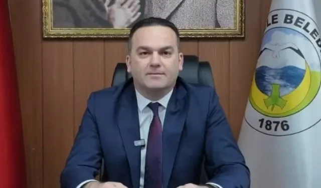 Hasbi Dede, CHP'den ihraç edildi