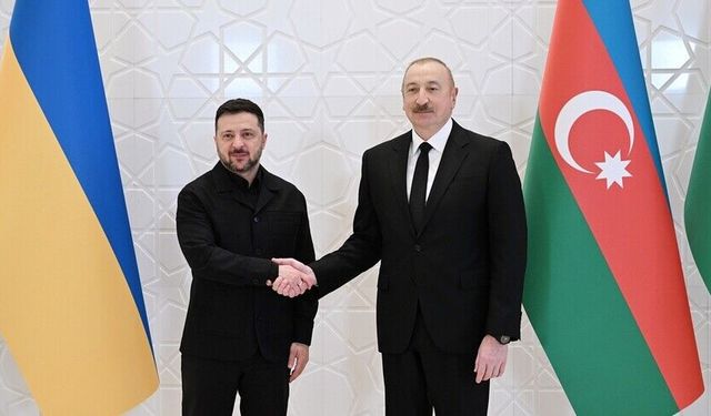 Aliyev ve Zelenskiy Azerbaycan'ın Gebele şehrinde görüştü