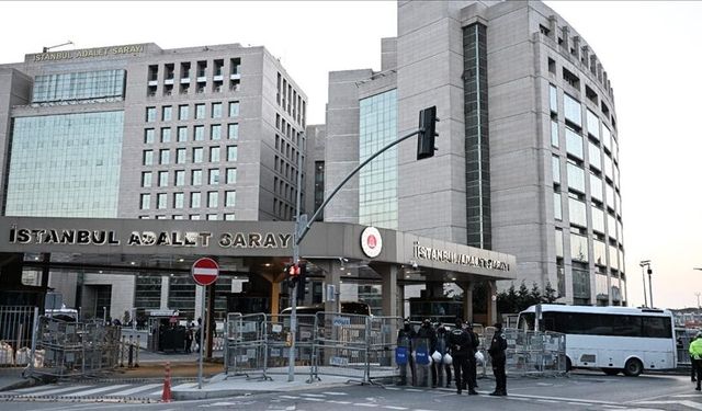 İBB'ye yönelik 'Yolsuzluk' davasında duruşma 20 Nisan'a ertelendi