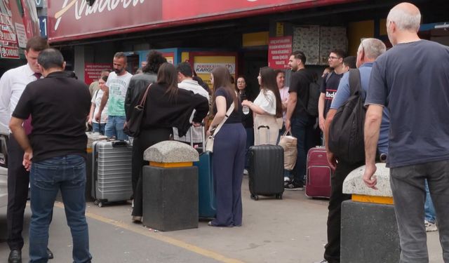 Tatilin son gününde 15 Temmuz Demokrasi Otogarı’nda yoğunluk