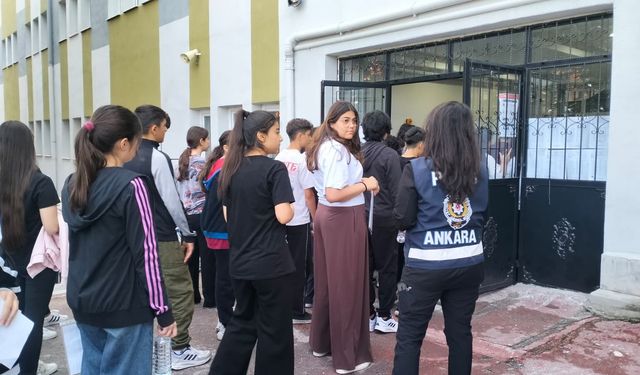 Ankara'da öğrencilerin LGS heyecanı