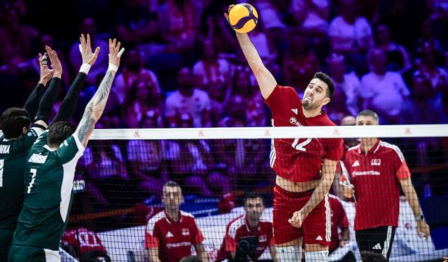 Filenin Efeleri Polonya'ya son sette kaybetti
