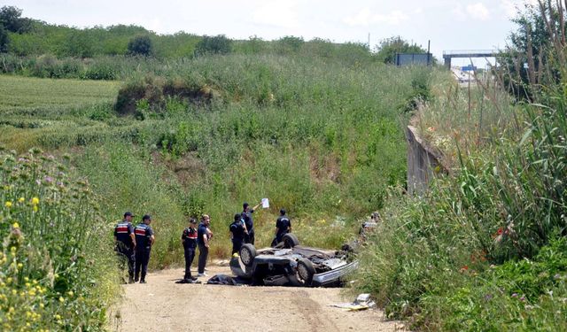 Tekirdağ'da menfeze düşen otomobilin sürücüsü öldü
