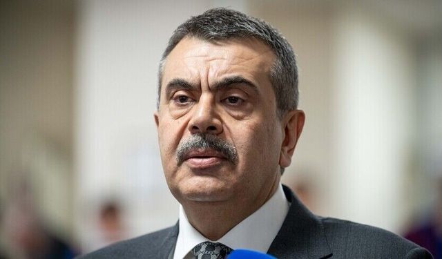 Bakan Tekin: Cuma günü bir gün idari izin verdik, sınavın yapılacağı okullarda hazırlıkları yapacağız
