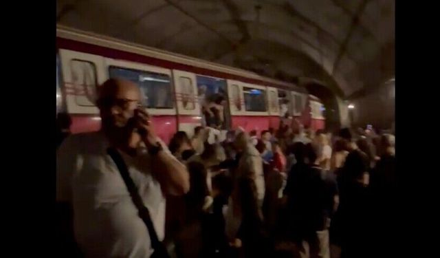 Kadıköy-Sabiha Gökçen Havalimanı Hattı'nda metro raydan çıktı