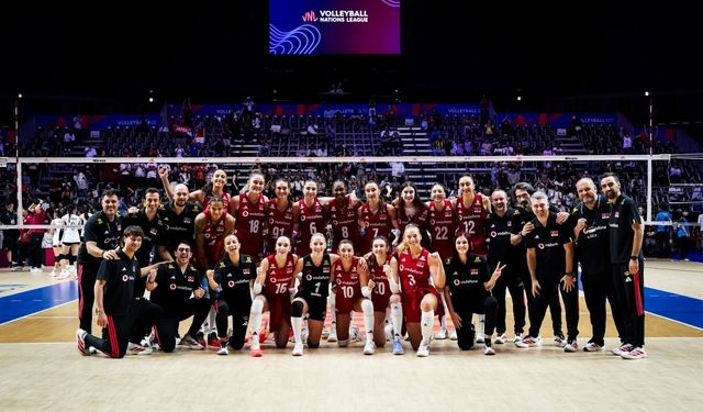 Filenin Sultanları yarı final için smaç vuracak