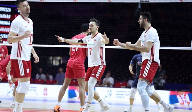 Filenin Efeleri yarı final için smaç vuracak