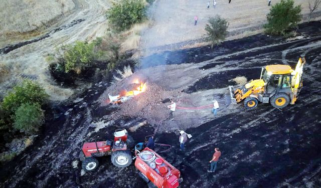 Güdül'de park halindeki otomobil yandı