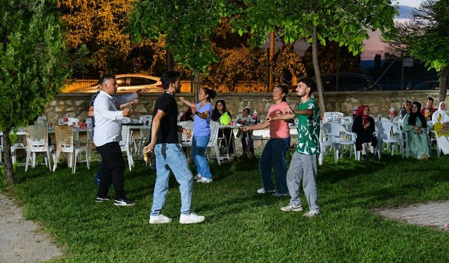 Aydın Mahallesinde birlik şenliği