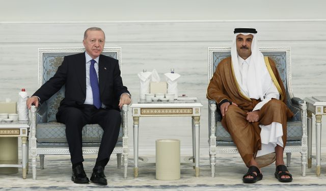 Cumhurbaşkanı Erdoğan, Katar Emiri Al Sani’ye taziye ziyaretinde bulundu