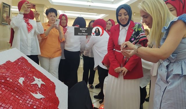 Çubuklu kadınların "Sanatın Binbir Hâli" sergisi açıldı