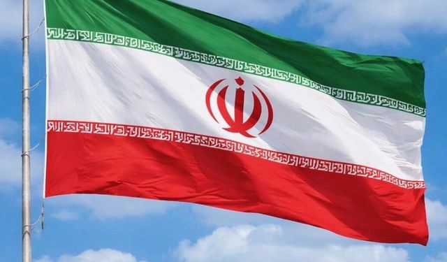 İran: ABD'nin saldırılarında 50'den fazla kişi hayatını kaybetti