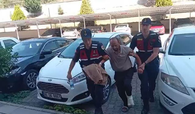 Kayınpederi ve kayınvalidesini öldüren damat adliyede