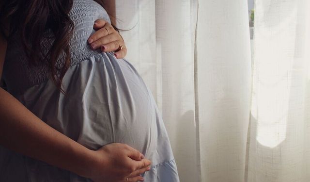 Aşırı sıcaklarda hamilelerin vücut ısısını düşüren 9 öneri