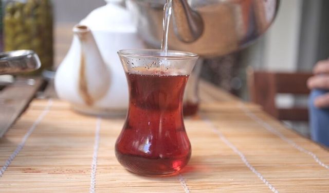 ‘Çay hazırlarken sırayı karıştırmak Alzheimer belirtisi olabilir’