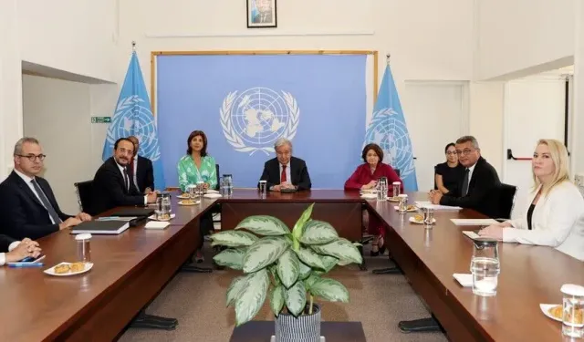 Kıbrıs'ta BM Genel Sekreteri Guterres öncülüğünde ara bölgedeki üçlü görüşme yapıldı
