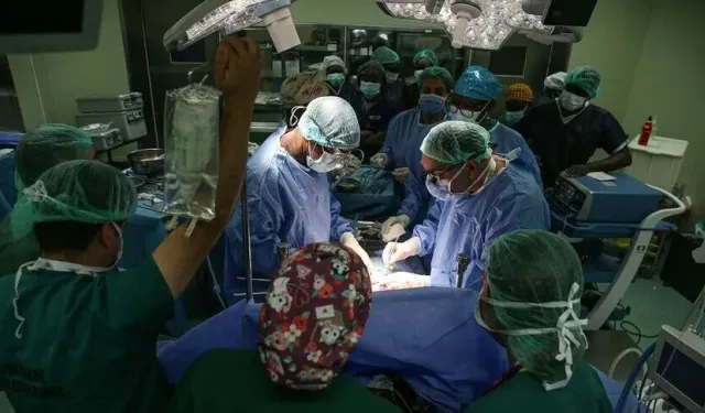 Burkina Fasolu doktorlar, Türk hekimlerin gözetiminde üçüncü seri böbrek nakillerine başladı