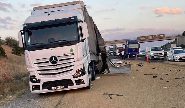 Ankara'da iki tırın çarpışması sonucu bir kişi yaralandı
