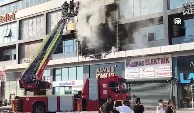 Ankara'da İvedik OSB'deki bir iş yerinde çıkan yangın söndürüldü