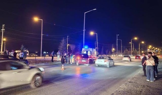 Yolun karşısına geçerken otomobilin çarptığı yaya öldü