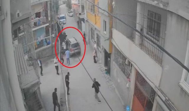 Kavgada otomobilini kalabalığın üzerine sürdü: 1’i ağır 4 yaralı