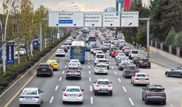 Başkentte trafiğe kayıtlı araç sayısı 3,1 milyonu aştı