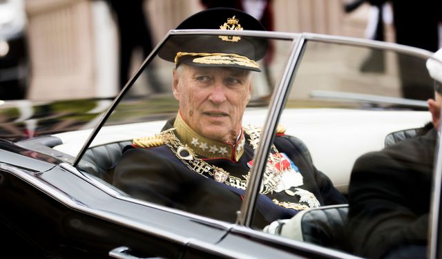 Norveç Kralı Harald hayatını kaybetti