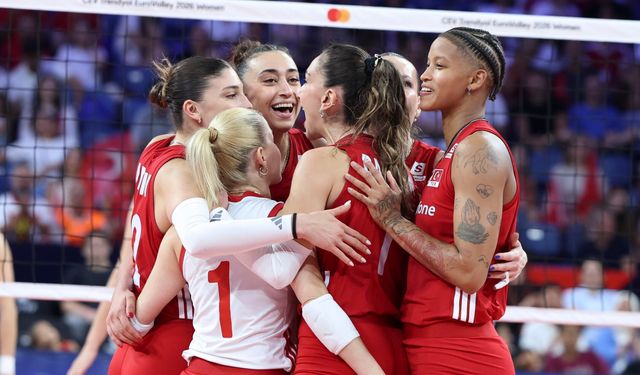 Filenin Sultanları yarı final için smaç vuracak