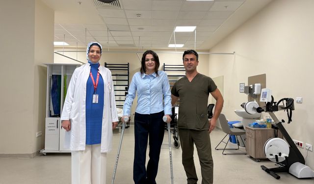 6'ncı kattan düşen, doktorların 'yürüyemez' dediği üniversiteli Ceylan, ayağa kalktı
