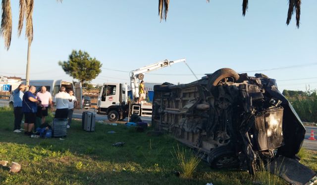 Üç aracın karıştığı zincirleme kaza: 17 yaralı