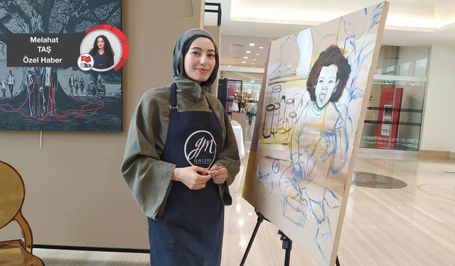 Ressam Gülcenur’dan canlı resim performansı