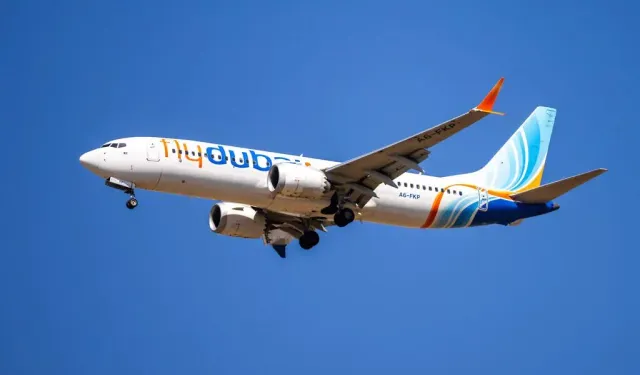 İsrail'e giden uçakta alarm: Pilotlar kavga etti, uçak acil iniş yaptı