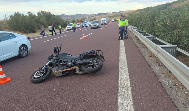 Kamyona arkadan çarpan motosikletin sürücü hayatını kaybetti