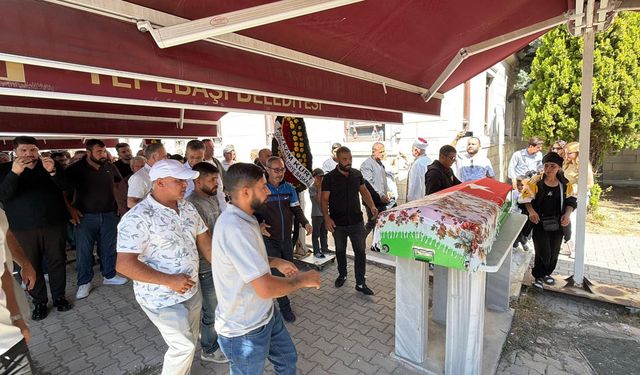 KKTC’deki gemi kazasında ölen 5 çocuk annesi toprağa verildi