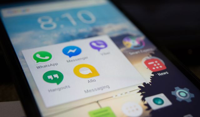 WhatsApp'ta eski mesajları bulmanın yöntemi