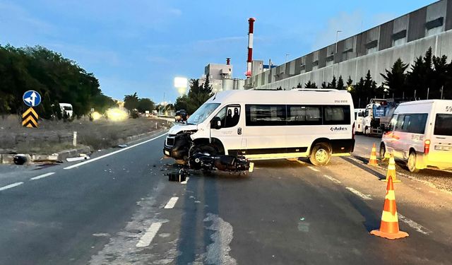 Tekirdağ'da minibüsle çarpışan motosikletin sürücüsü öldü