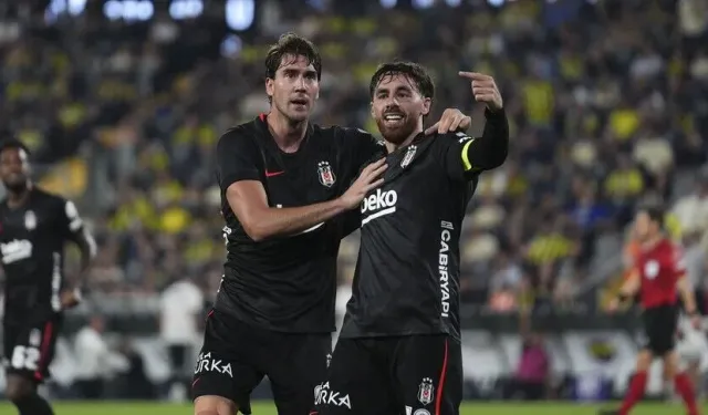 Beşiktaş, derbi galibiyetiyle taraftarına umut verdi