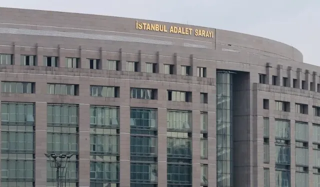 İstanbul merkezli "usulsüz vatandaşlık" operasyonunda yakalanan 52 şüpheliye tutuklama talebi