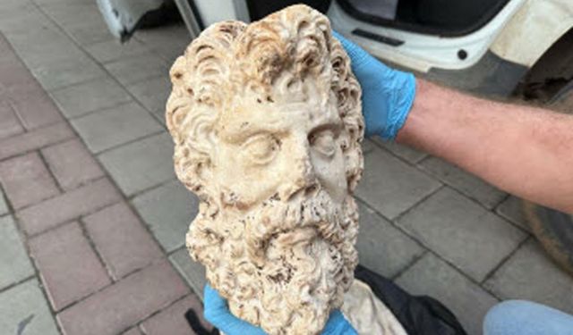 2 bin yıllık Zeus heykel başı ele geçirildi