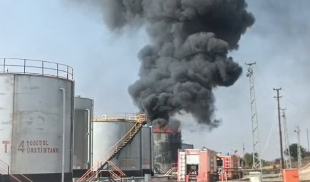 Siirt’teki petrol kampında çıkan yangın söndürüldü