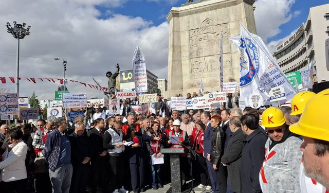 "Emeklilikte adalet istiyoruz"